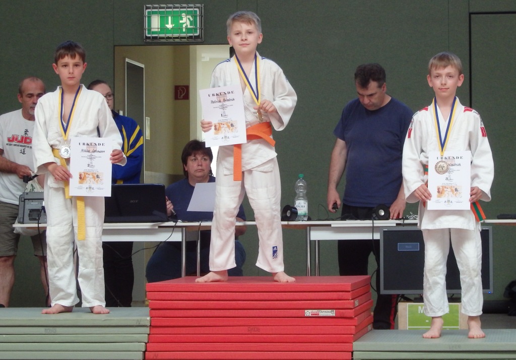 Drei Bezirksmeistertitel in Neustadt BEM U13, 29.5.2016 Judo Weixdorf